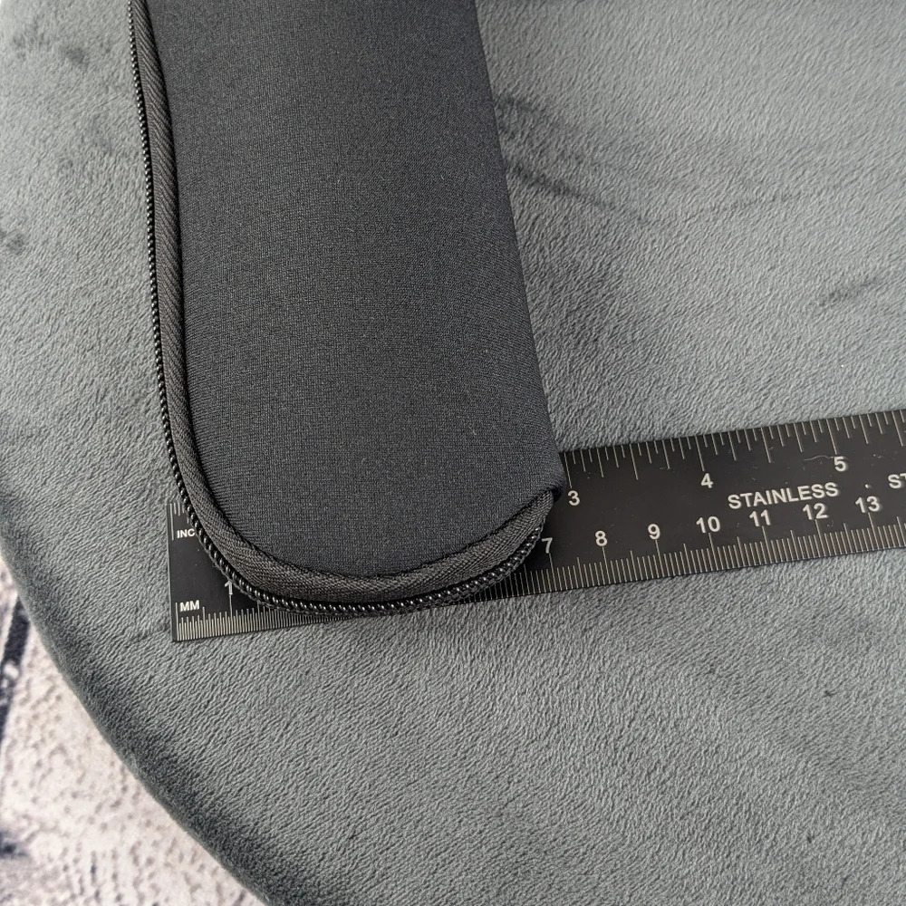 Black neoprene zippered glasses sunglasses case pouch - Picture 5 of 6